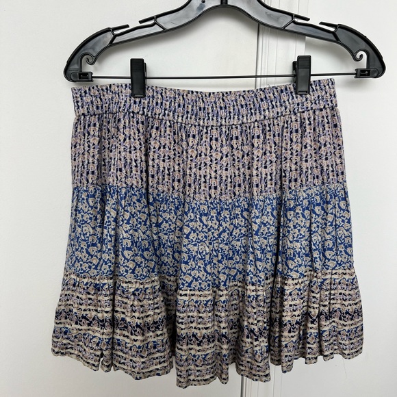 BCBG Maxazria Blue Floral Skirt - Picture 3 of 5